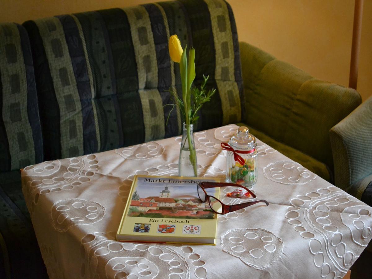 Hotel-Gasthof Rotes Ross Markt Einersheim Εξωτερικό φωτογραφία